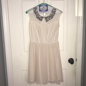 Decorative collared dress